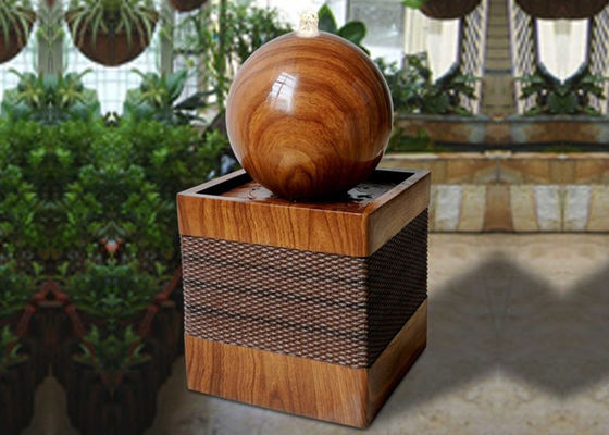 China Wand-Brunnen kleine Rechteck-Basis Gmodern im Freien fournisseur