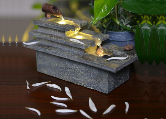 China Hauptdekor Innen Polyresin leuchten Wasser-Brunnen fournisseur