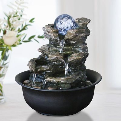 Felsen-Berg Innen mit Glaskugel Polyresin-Ausgangsinnenraum-Dekorations-Wohnzimmer-Wasser-Brunnen mit LED fournisseur