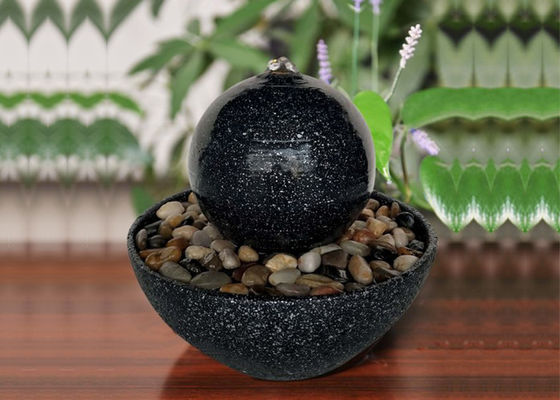 Kreativitäts-Innenrollen-Ball-Wasser-Brunnen fournisseur